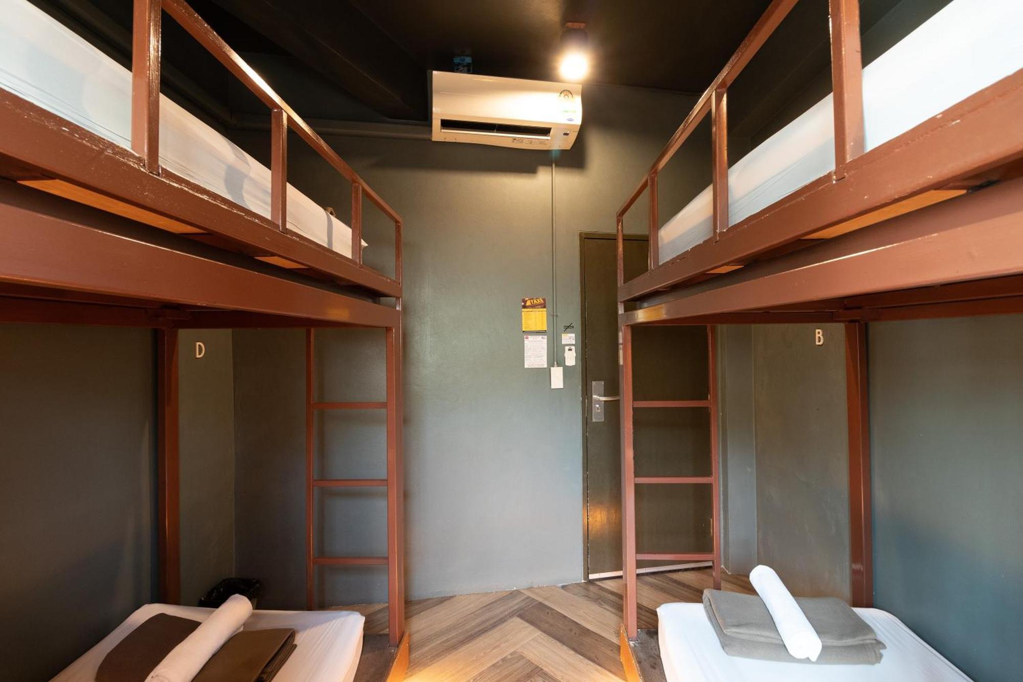 Loftel 22 Hostel Bangkok Eksteriør billede
