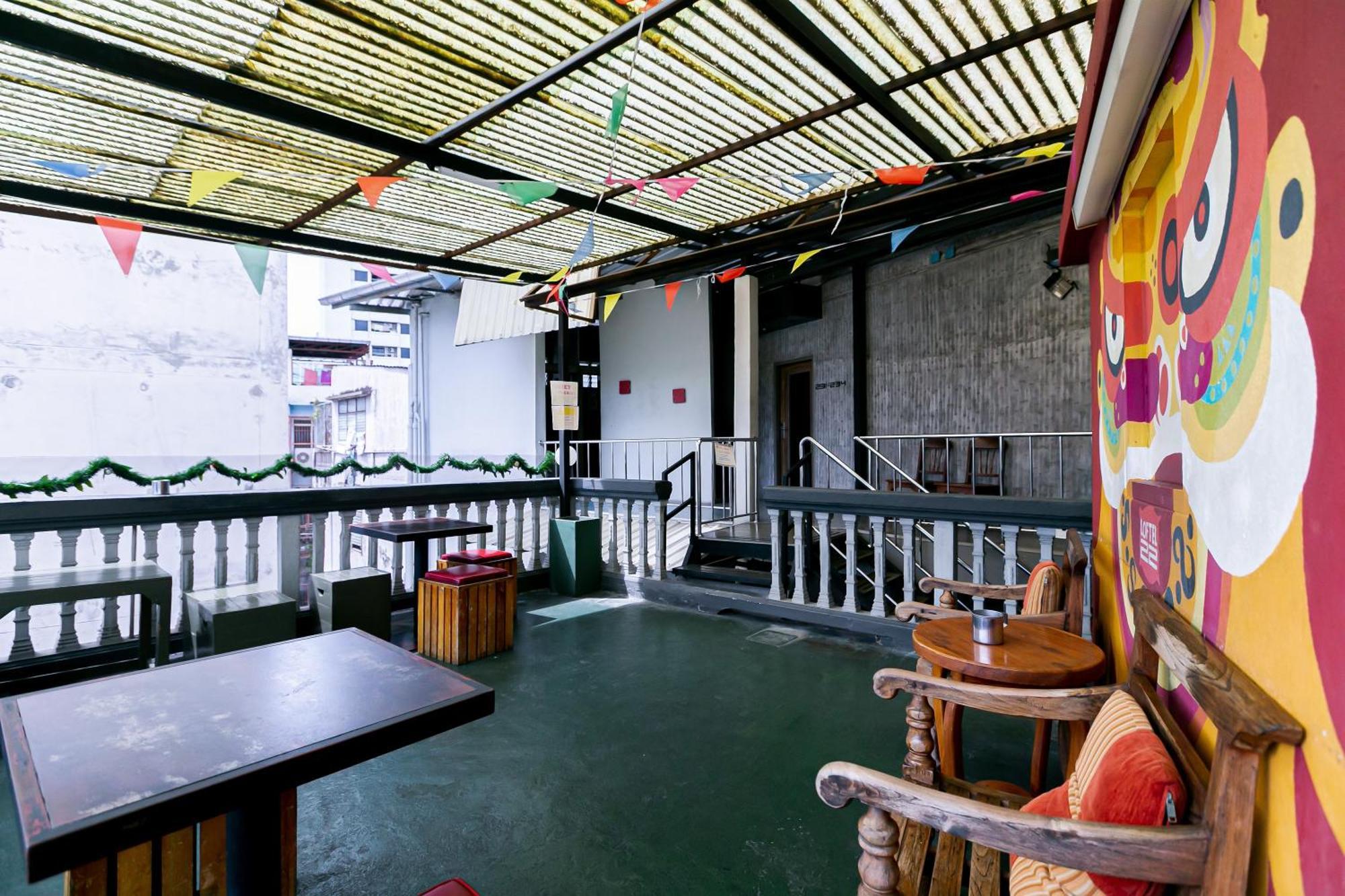 Loftel 22 Hostel Bangkok Eksteriør billede