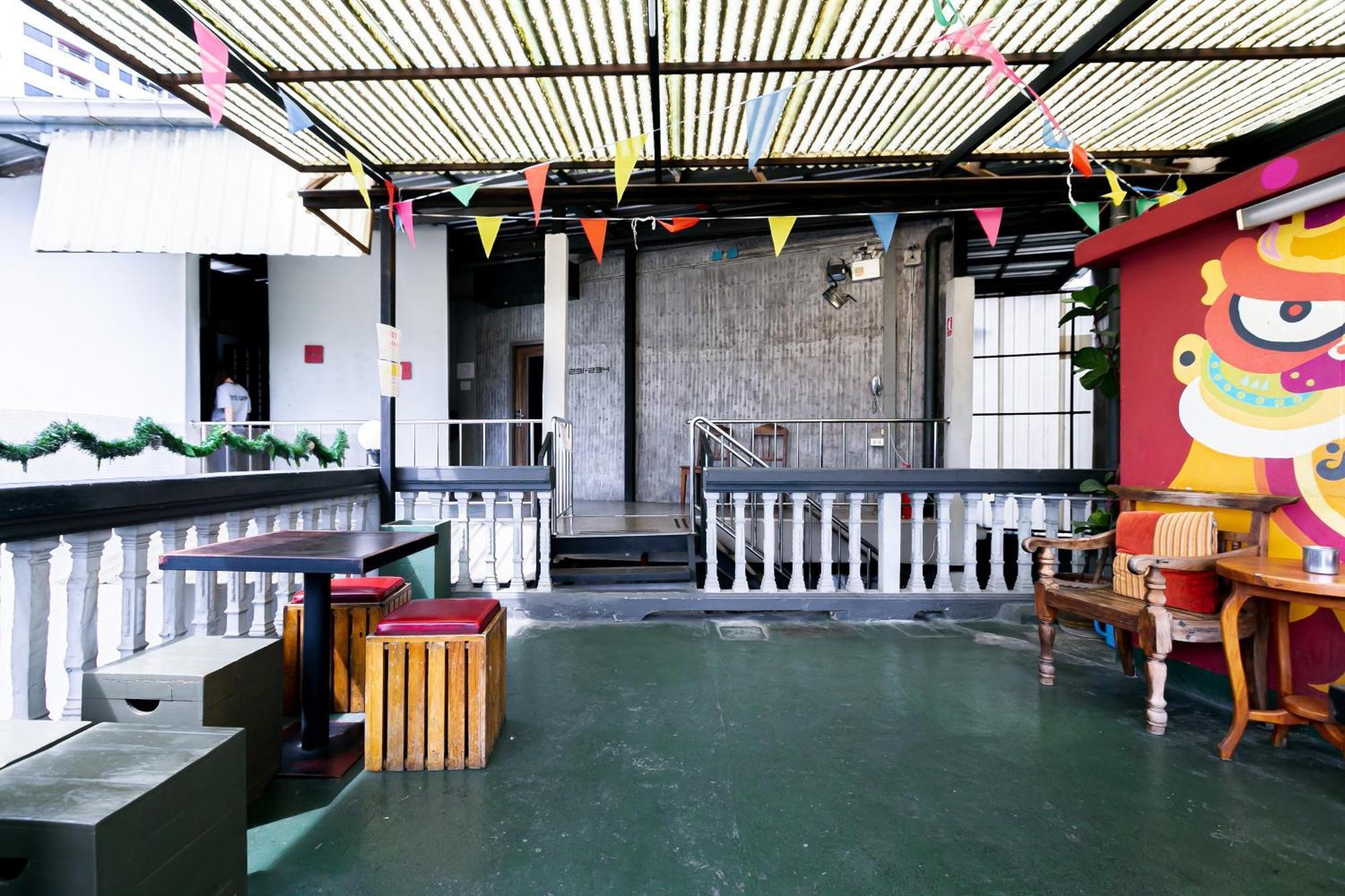 Loftel 22 Hostel Bangkok Eksteriør billede